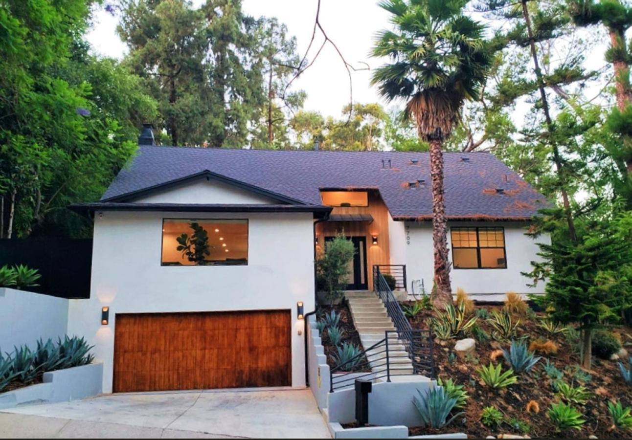 Casa de férias Skyhill Modern Lux With Hot Tub Walk To Universal *